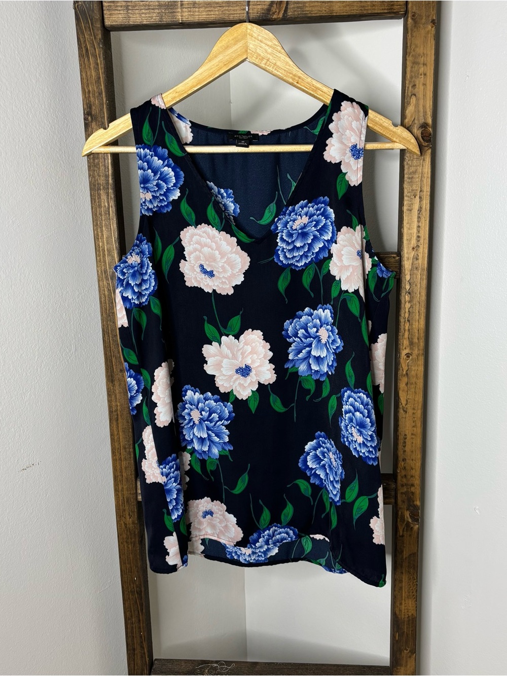 Ann Taylor Navy Tank Top with Blue and Cream Floral Print Size XS